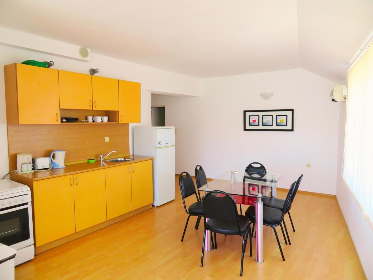 Апартамент Съни Хаус - Sunny House Apartment ビャラ エクステリア 写真