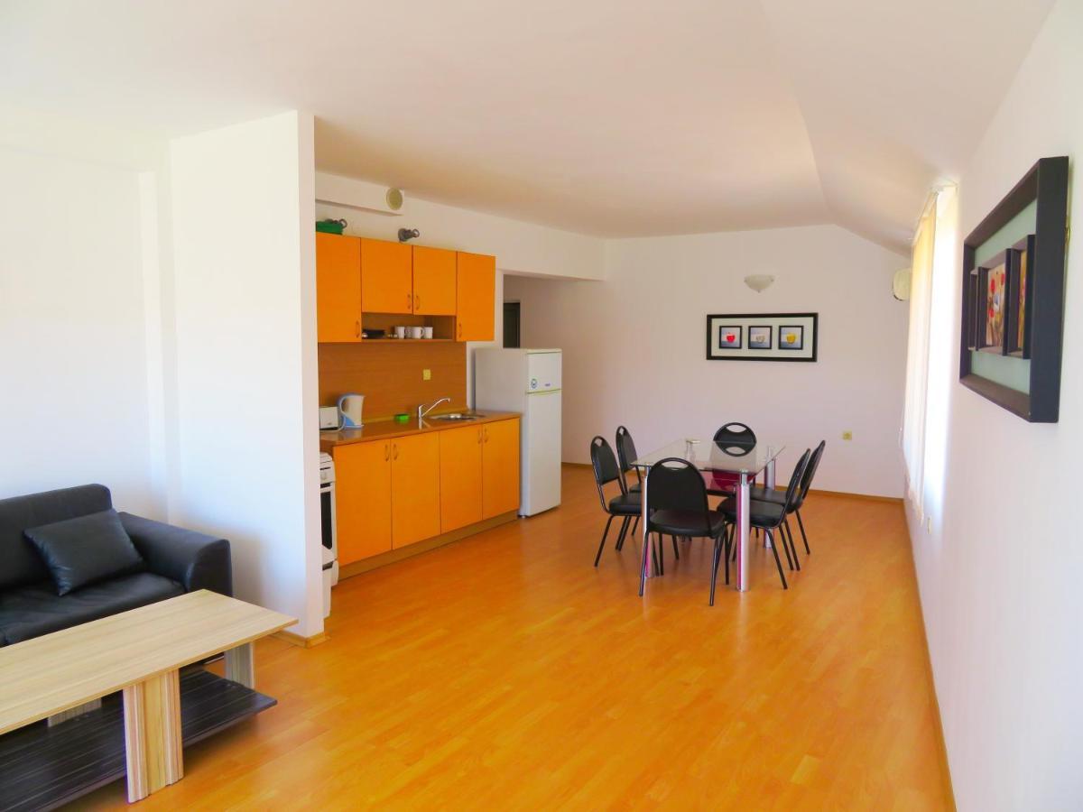 Апартамент Съни Хаус - Sunny House Apartment ビャラ エクステリア 写真